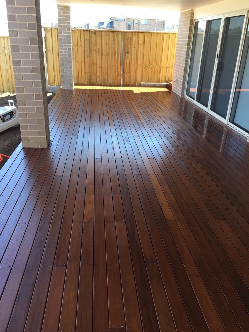 Deck Staining & Varnishing